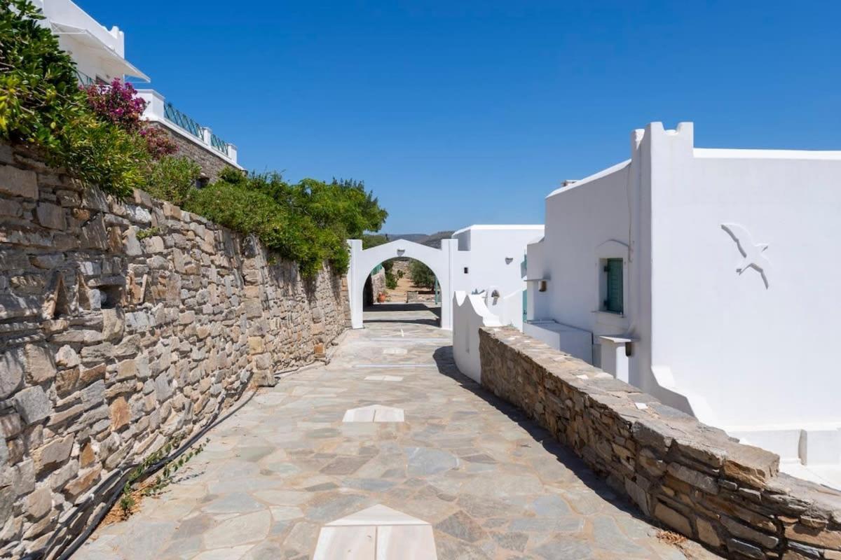 Villa Parikia Cove Mansion Exterior foto
